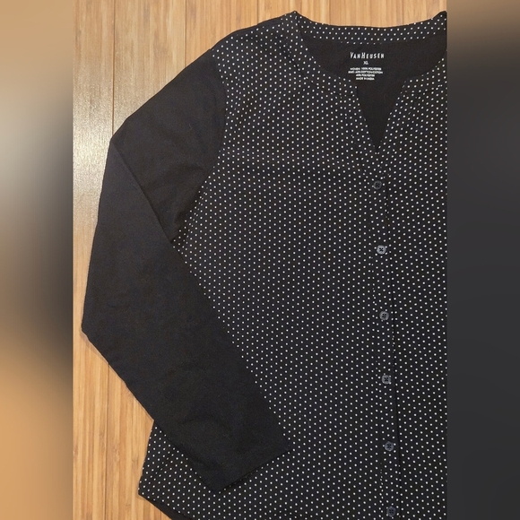 Van Heusen Polka Dot Top - Picture 4 of 8